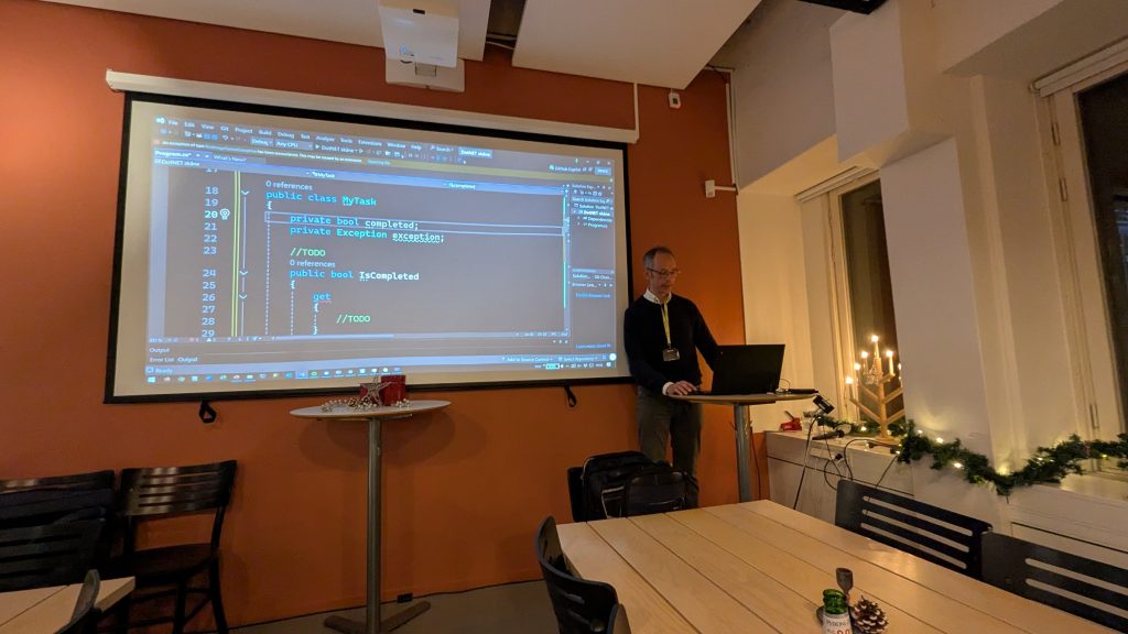 Tore Nestenius presenting at the .NET Skåne usergroup in Malmö, December 2024 about Rebuilding the Task and ThreadPool Concepts in .NET.
